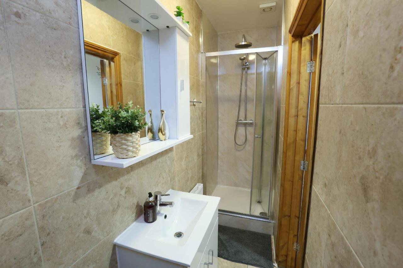 Luxurious Apartment "N22" London Eksteriør billede