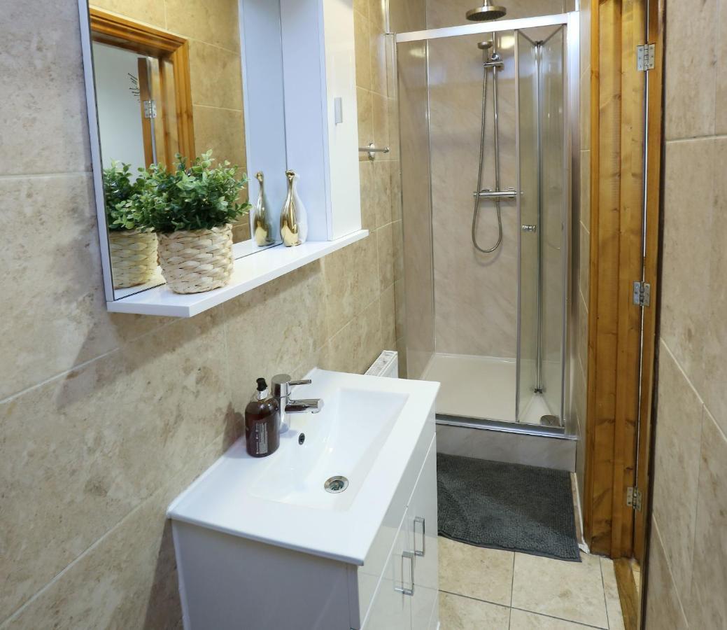 Luxurious Apartment "N22" London Eksteriør billede