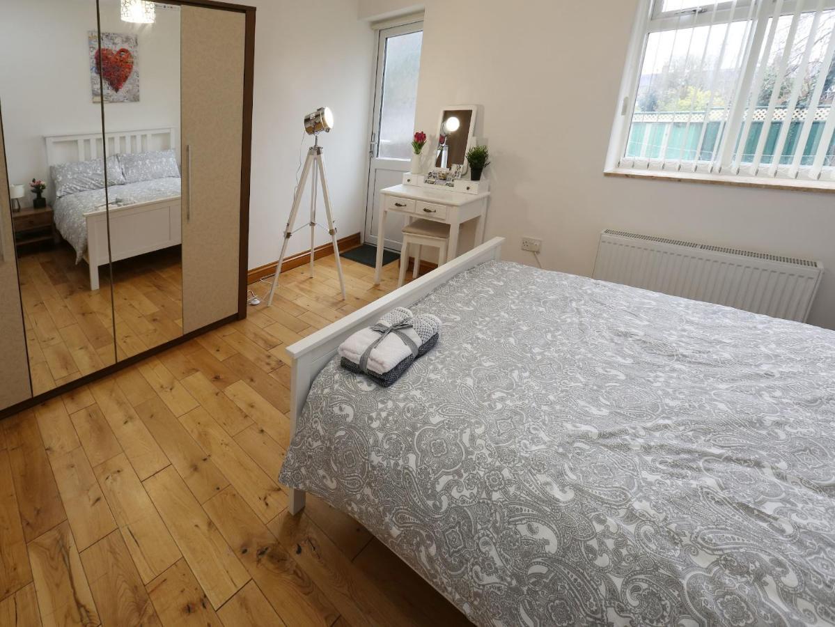 Luxurious Apartment "N22" London Eksteriør billede